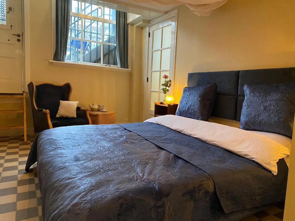 Prinsengracht Museum Bed And Breakfast Amsterdam Netherlands